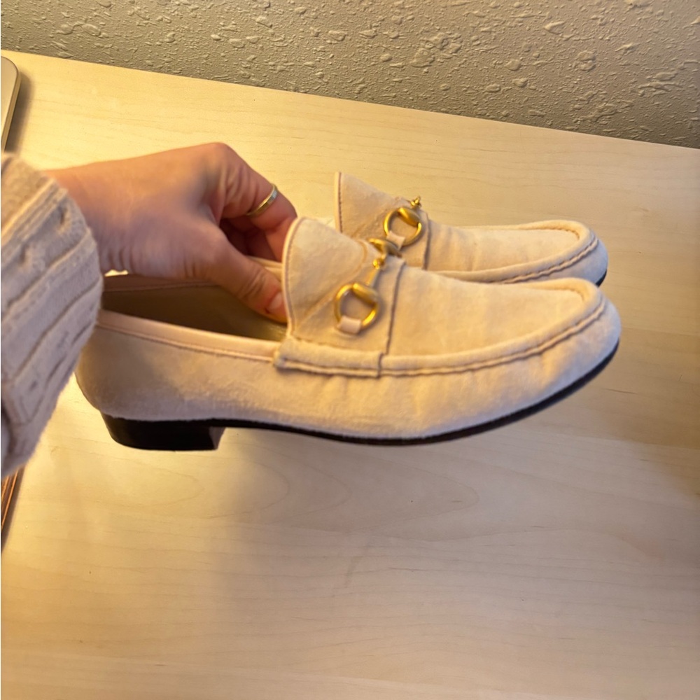 Gucci vintage pale pink Suede Loafers with Gold Horsebit Accent
